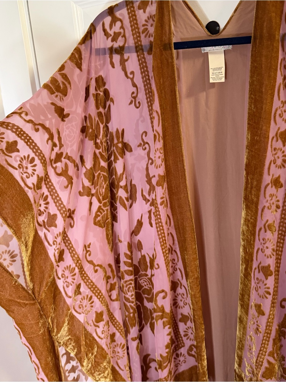 Free People Boho Tassel Kimono in Mauve with Gold Velvet Trim - Picture 4 of 8
